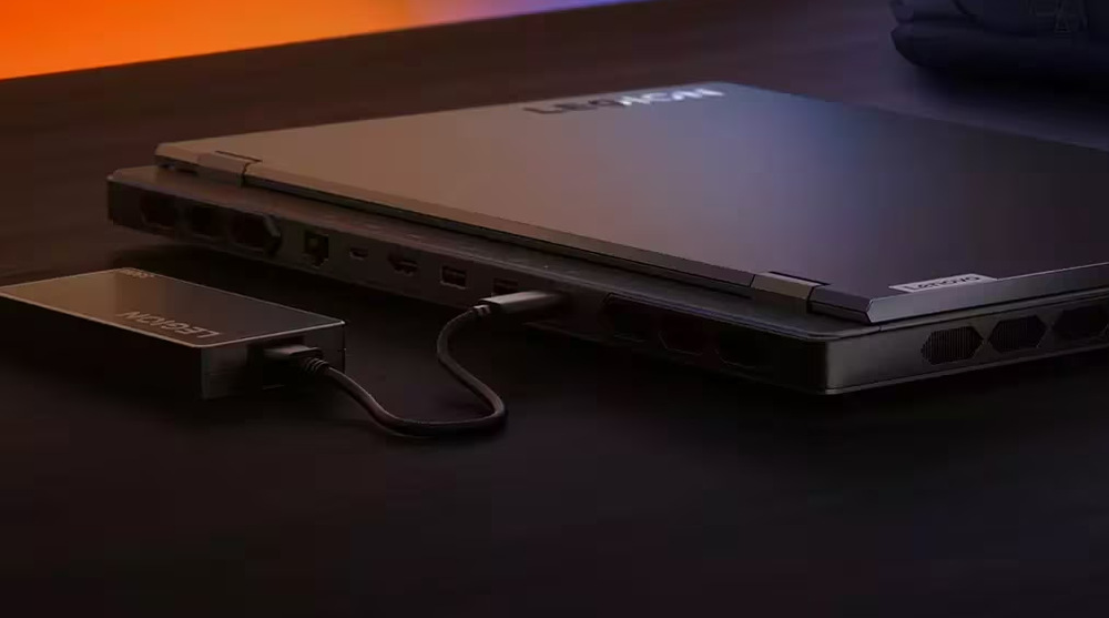 Notebook Lenovo Legion Pro 7 16AFR10H + Game Pass předplatné na 3 měsíce černý Notebook Lenovo Legion Pro 7 16AFR10H + Game Pass předplatné na 3 měsíce černý