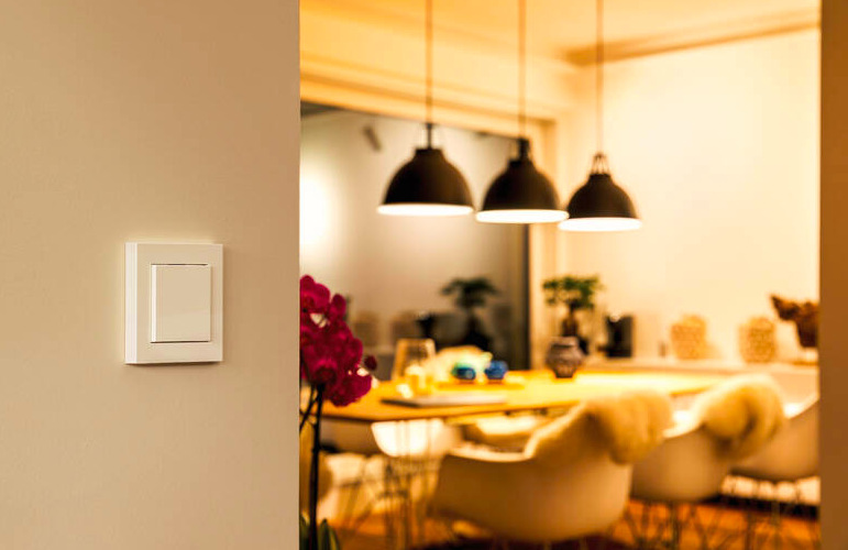 Vypínač Eve Light Switch Connected Wall Switch - Thread compatible Vypínač Eve Light Switch Connected Wall Switch - Thread compatible