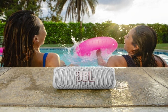 Přenosný reproduktor JBL FLIP 6 červený