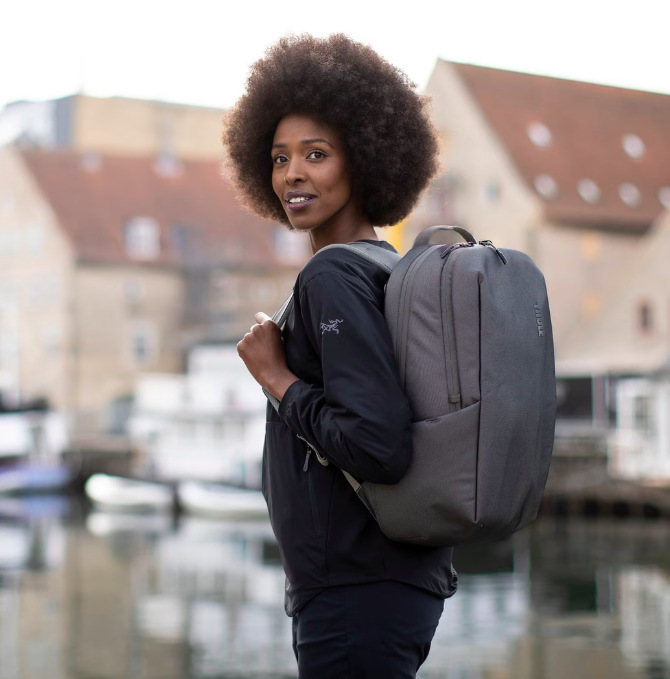 Batoh na notebook THULE Subterra 2, 27 L - šedý