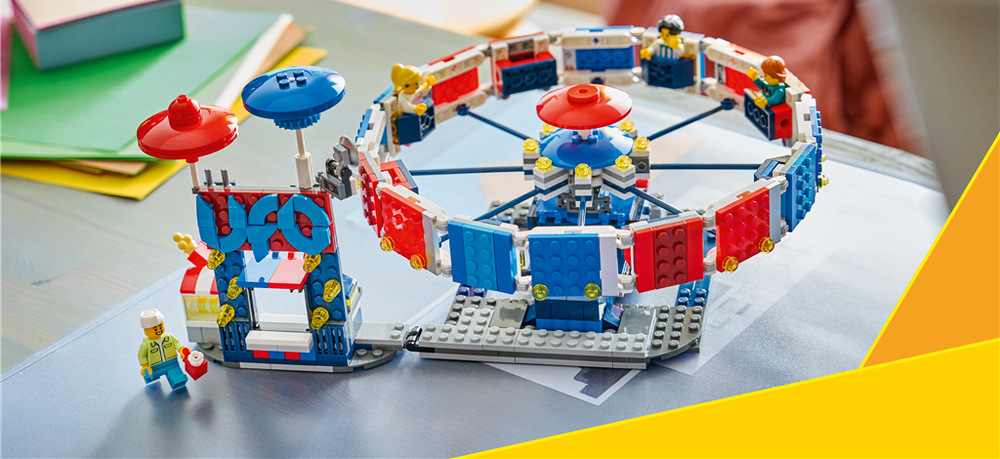 Stavebnice LEGO® Creator 3 v 1 31389 Kultovní ruské kolo Děti od osmi let mohou atrakce vystavit, přestavovat a při stavění využít aplikaci LEGO Builder.