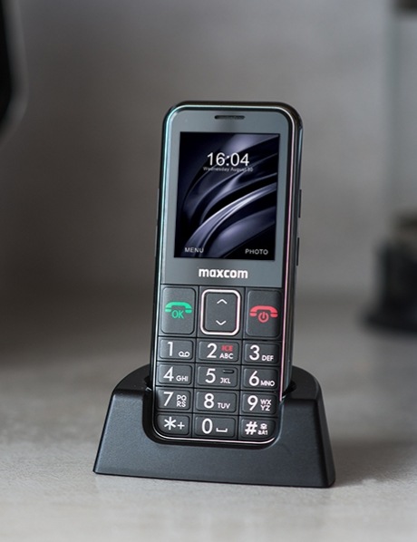 Mobilní telefon MaxCom Comfort MM730 černý MaxCom Comfort MM730