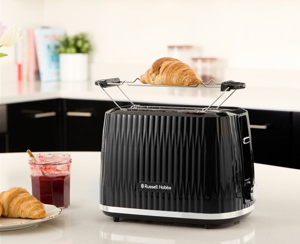 Topinkovač RUSSELL HOBBS 27371-56 Eden Black černý Topinkovač RUSSELL HOBBS 27371-56 Eden Black černý