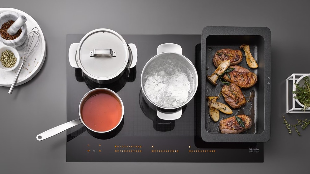 Indukční varná deska Miele KM 7466 FL černá Indukční varná deska Miele KM 7466 FL černá