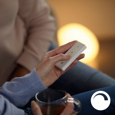 Startovací sada Philips Hue 9W, E27, White Ambiance (2ks) + bridge + Switch Startovací sada Philips Hue 9W, E27, White Ambiance (2ks) + bridge + Switch