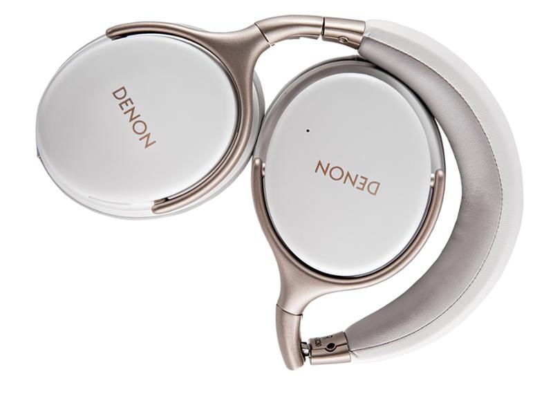 Sluchátka Denon AH-GC25W černá