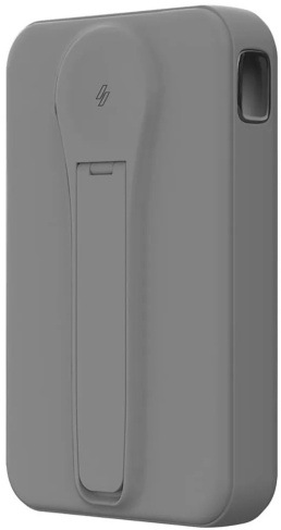 Powerbanka ADAM Elements VIONTA C2 Pro 8-in-1 10000 mAh šedá Boční pohled na powerbanku Adam Elements s integrovaným poutkem a výklopným stojánkem.