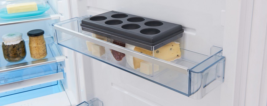 Chladnička Gorenje RKI418EA0, vestavná, zásobník MultiBox