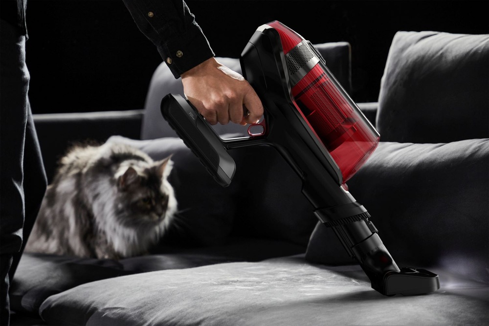 Tyčový vysavač Rowenta RH98A9WO X-Force Flex 12.60 Auto Animal Care 3v1, 150 AW červený
