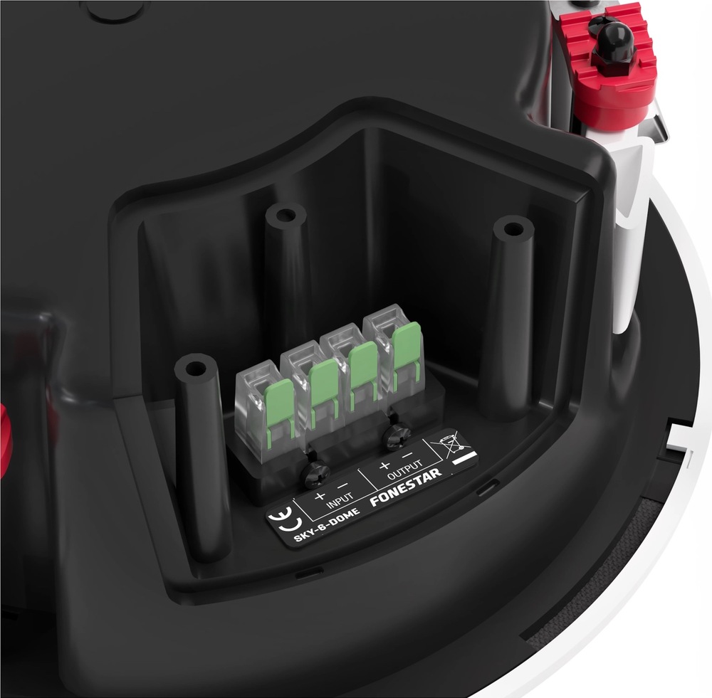 Detail zadní strany reproduktoru Fonestar SKY-6-DOME se svorkami INPUT a OUTPUT pro připojení vodičů podle označené polarity.