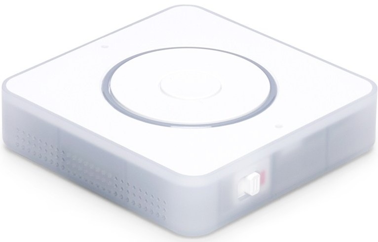 Řídicí jednotka Home Assistant Voice Preview Edition pro propojení s Home Assistantem
