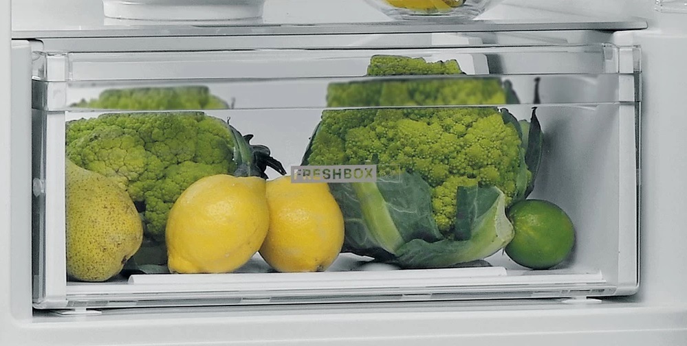 Chladnička s mrazničkou Whirlpool W5 822E W bílá Chladnička kombinovaná Whirlpool W5 822E OX, volně stojící, zásuvka Fresh Box