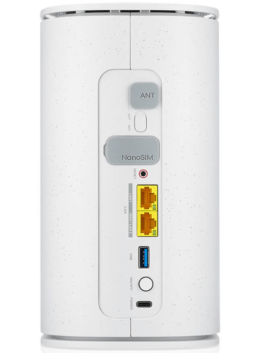 Router ZyXEL FWA515 v detailním pohledu ze zadní strany