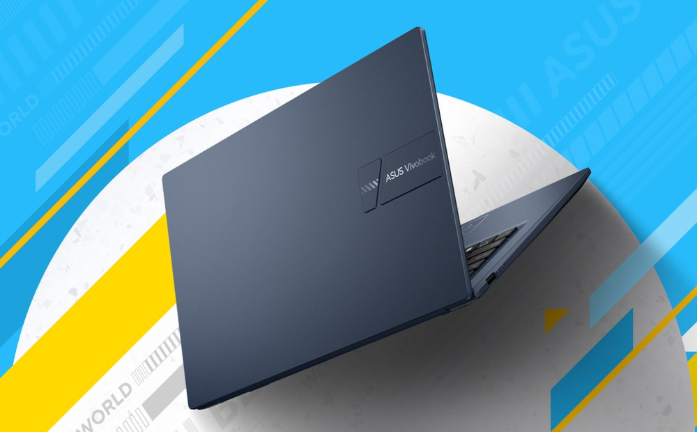 Pootevřený notebook ASUS Vivobook 14 zezadu