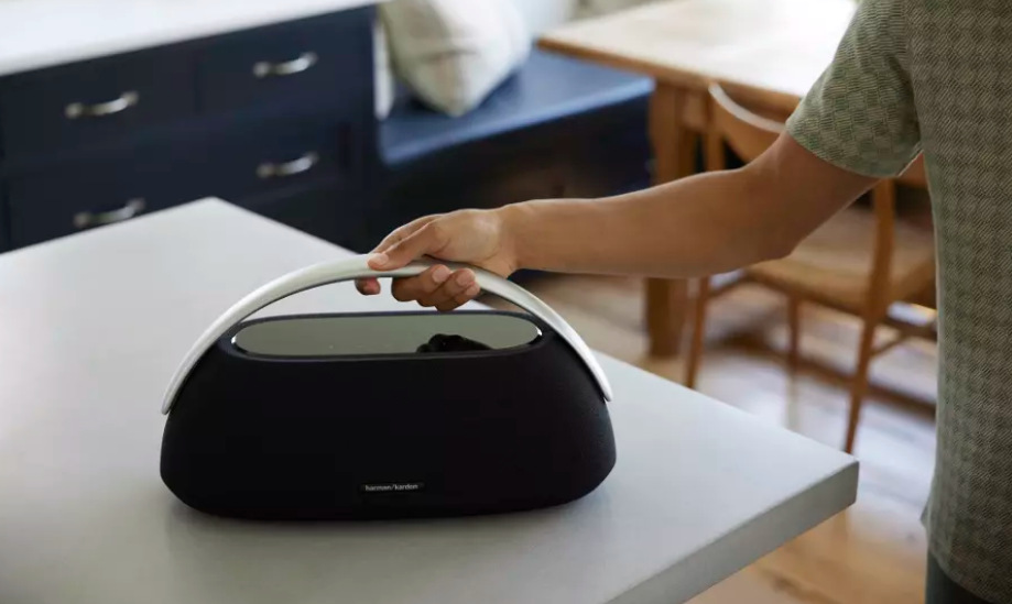 Přenosný reproduktor Harman Kardon Go + play 3 šedý Přenosný reproduktor Harman Kardon Go + play 3 šedý