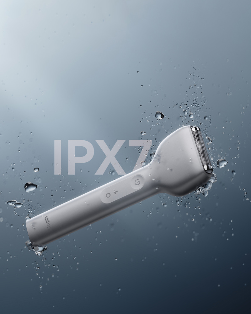 Holicí strojek Laifen T1 Pro stříbrný Holicí strojek Laifen je odolný dle parametru IPX7