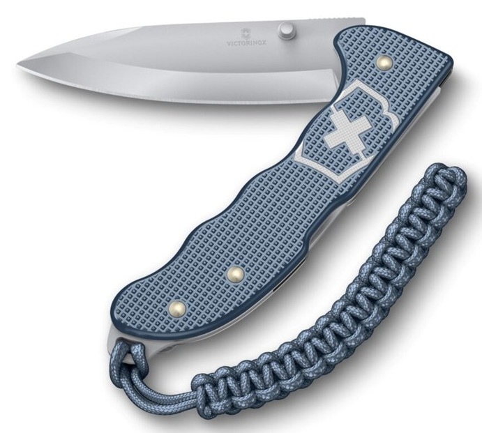 Všestranný nůž Victorinox s délkou 136 mm, ledovcově modré zabarvení