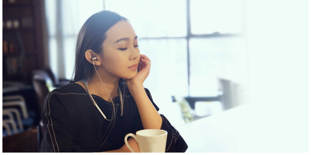 Sluchátka Xiaomi Mi Bluetooth Neckband černá