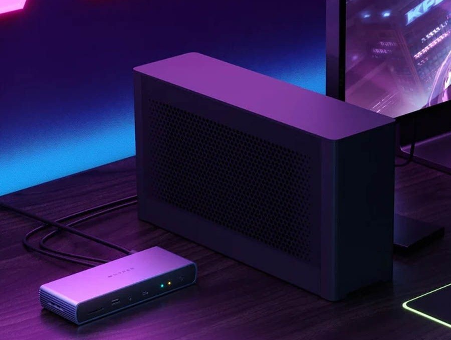 Dokovací stanice Hyper Thunderbolt 4 hliník Hyper Thunderbolt 4 zaujme i hliníkovým tělem
