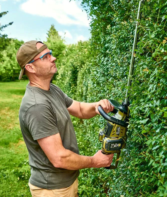Práce s nůžkami Narex CPP 550 
