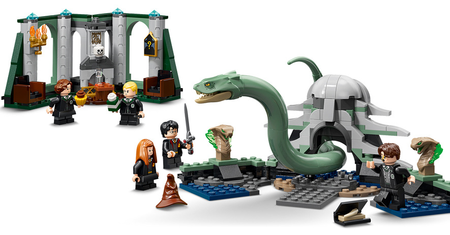 Stavebnice LEGO® Harry Potter™ 76473 Bradavický hrad: Východní křídlo Velká kouzelnická výprava s oblíbenými postavami – Harry, Hermiona, Ron a další postavy čekají na nová kouzelná dobrodružství.