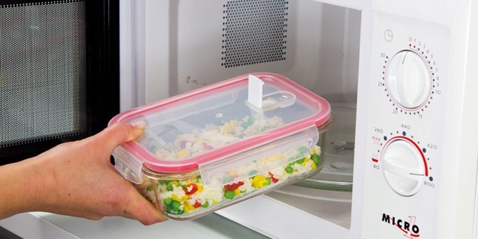 Dóza na potraviny Tescoma FRESHBOX GLASS 0,6 l sklo/plast