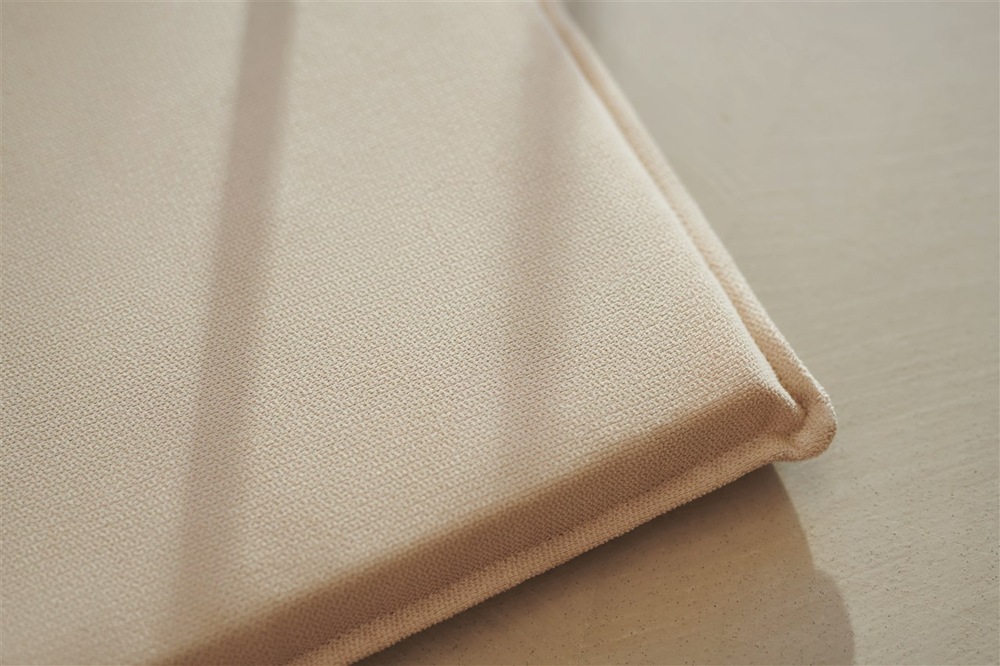 Detailní pohled na texturu vyhřívacího sedáku Duux DXLV50 Mellow 40 × 40 cm