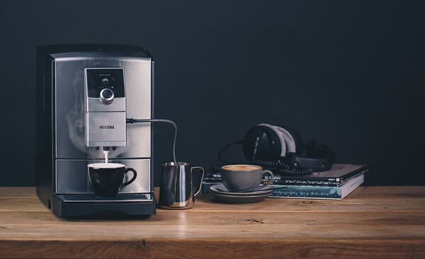 Systém Aroma Balance nabízí tři profily extrakce a přizpůsobuje chuť kávy od jemné po intenzivní.
