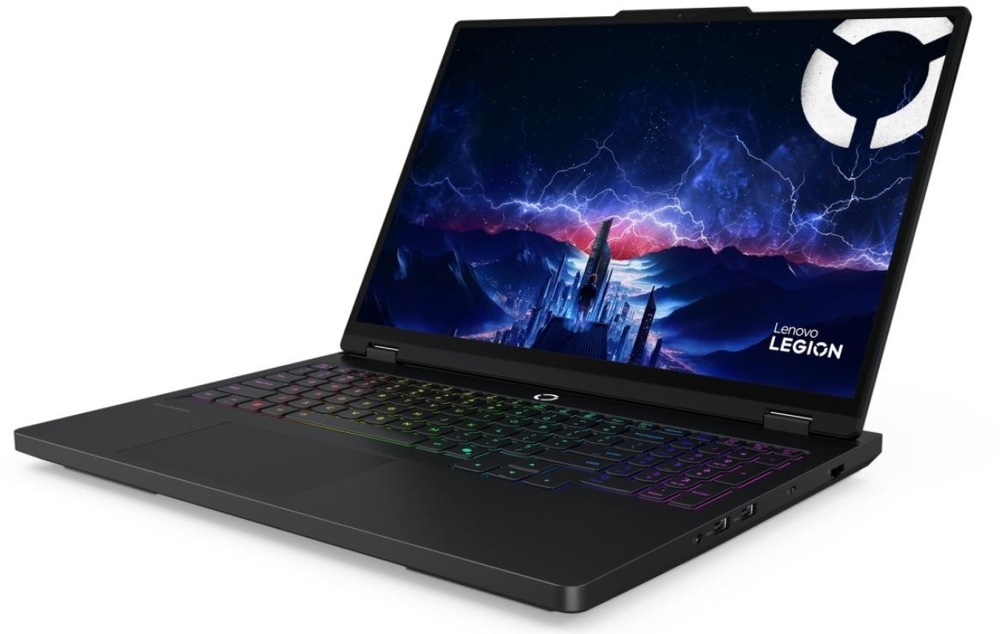 Notebook Lenovo Legion Pro 5 v šikmém pohledu