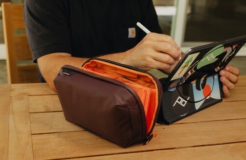 Pouzdro Peak Design Tech Pouch 2L vínové