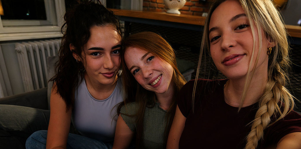 S funkcí Nightography pořídíte ostré a čisté snímky i ve tmě bez šumu a ztráty detailů