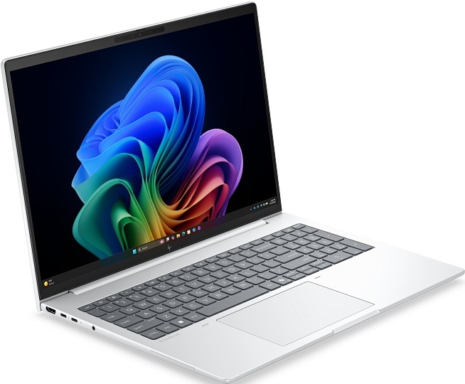 Notebook HP EliteBook 8 G2i 16" stříbrný Pohled šikmo ze strany na notebook EliteBook 8 G2i s velkým a ostrým displejem