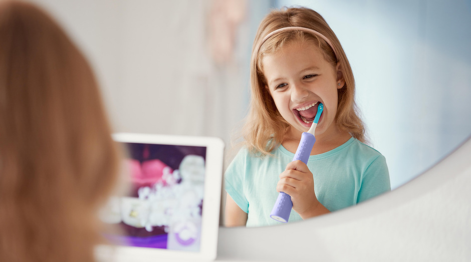 Zubní kartáček Philips HX6322/12 Sonicare For Kids
