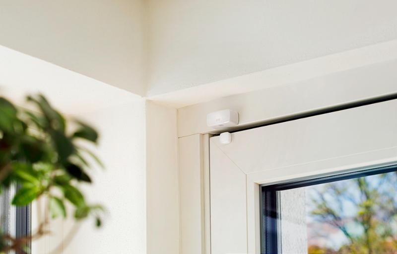 Senzor Eve Door & Window - HomeKit + Thread kompatibilní