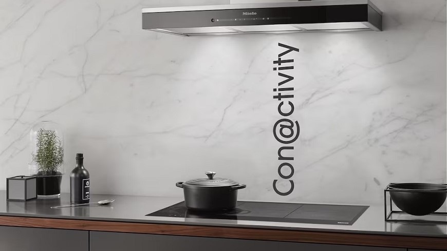 Indukční varná deska Miele KM 7867-1 FL černá Indukční varná deska Miele KM 7867-1 FL černá