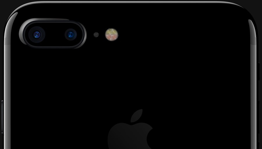 Mobilní telefon Apple iPhone 7 Plus 32 GB - Silver iPhone 7 Plus