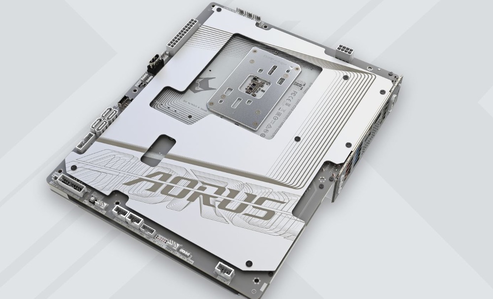 Základní deska GIGABYTE B650E AORUS STEALTH ICE Design MB Gigabyte B650E AORUS STEALTH ICE