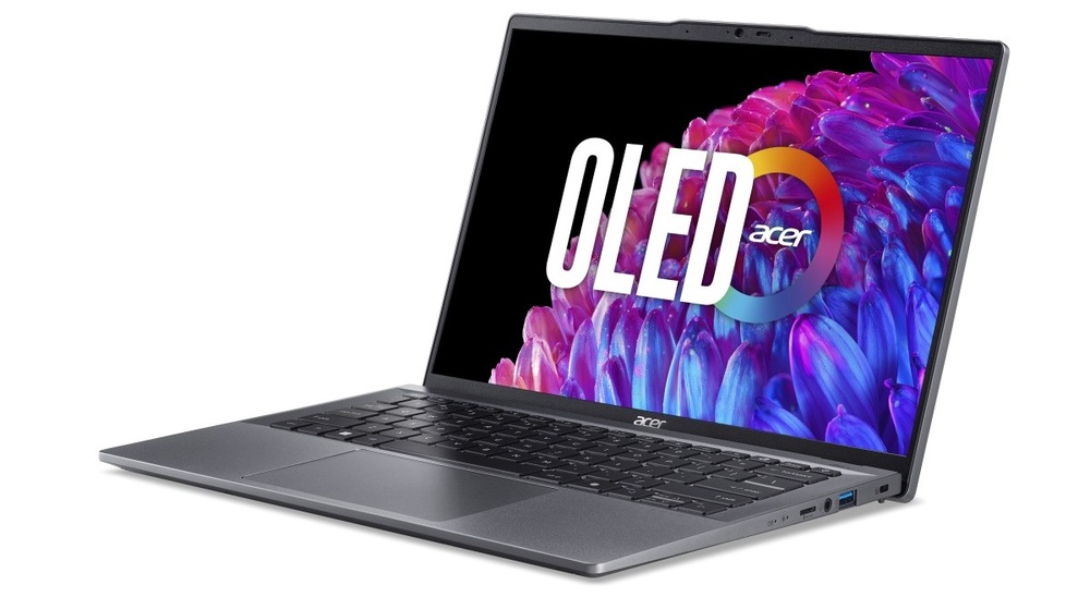Notebook Acer Swift Go 14 (SFG14-63-R6E2) šedý Otevřený a zapnutý notebook Acer Swift Go 14 (SFG14-63-R6E2) otočený doleva