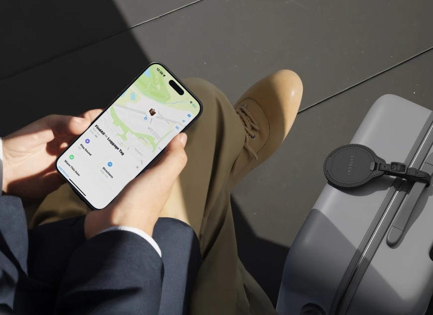 Lokátor Satechi FindAll štítek na zavazadlo je kompatibilní s Apple Find My