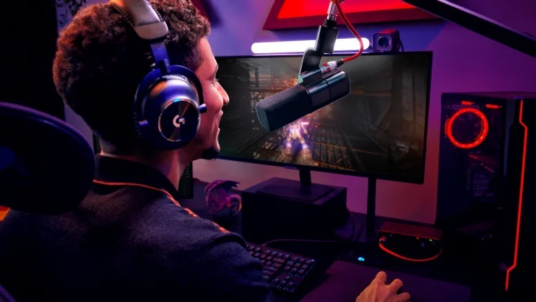 Mikrofon Logitech G Yeti Studio Active Dynamic XLR Broadcast Microphone with ClearAmp černý Superkardioidní směrovost potlačuje okolní hluk a zvýrazňuje hlas v popředí záznamu.