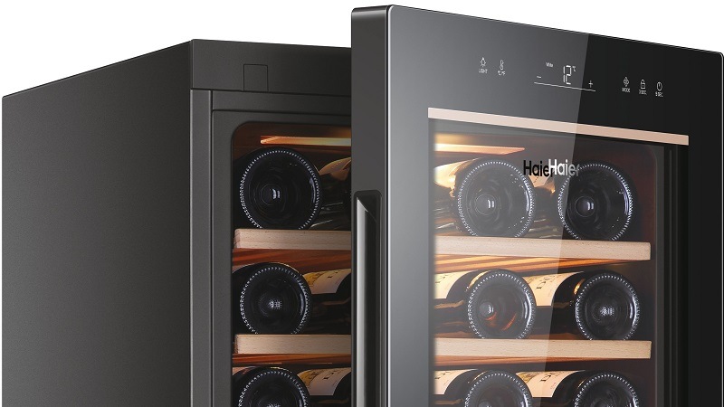 Vinotéka Haier HWS49GA černá Vinotéka Haier HWS49GA černá