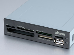 Čtečka paměťových karet AKASA AK-ICR-07, do 3.5", 6 slotů, USB 2.0 Čtečka paměťových karet AKASA AK-ICR-07, do 3.5", 6 slotů, USB 2.0