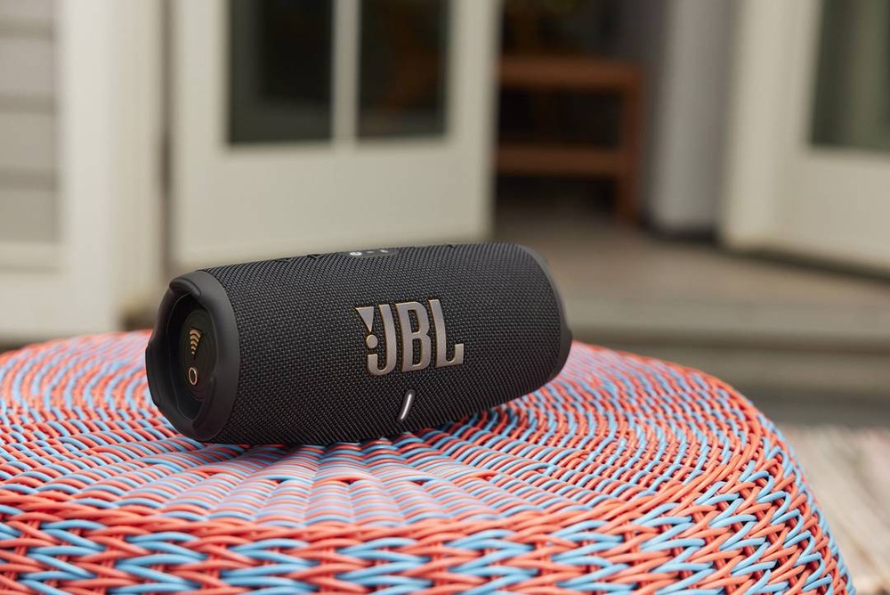 Přenosný reproduktor JBL Charge 5 WIFI černý