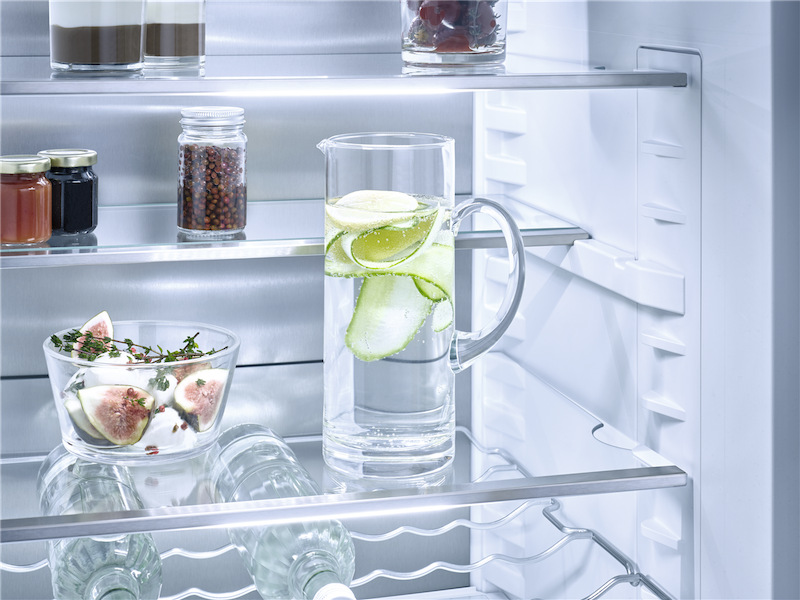 Chladnička Miele KS 4783 DD černá/ocel Chladnička je vybavena zásuvkou DailyFresh