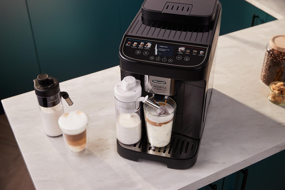 Mléčná pěna s kávovarem De'Longhi ECAM 330.80.BXB Magnifica DUO
