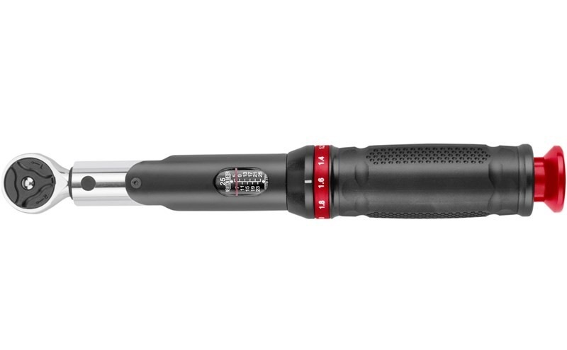 Momentový klíč FORTUM 4700214 1/4", 5-25Nm