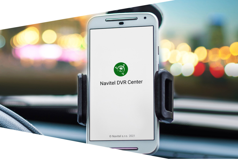 Autokamera NAVITEL R99 černá