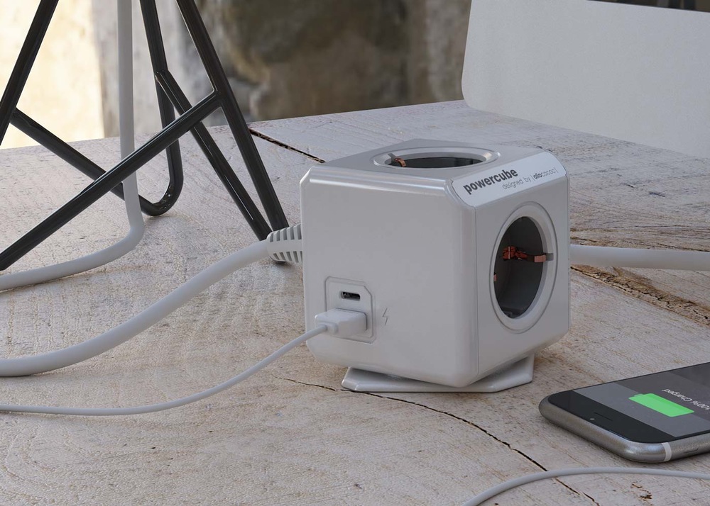 Kabel prodlužovací Cubenest Powercube Extended USB PD 20W, USB, USB-C, 4x zásuvka, 1,5m bílý/červený