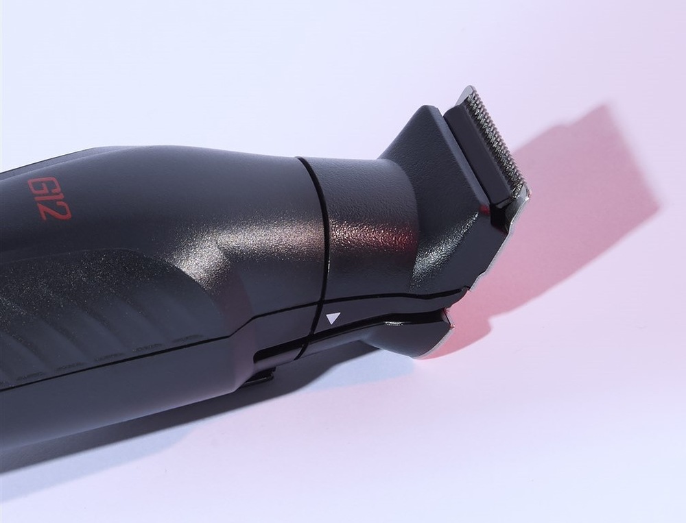 Zastřihovač multifunkční Remington Graphite PG2120 černý