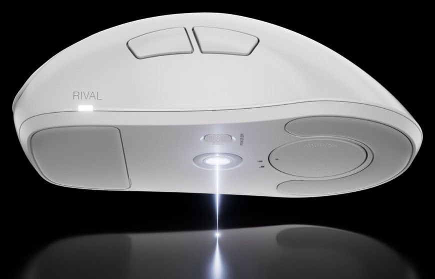 Myš SteelSeries Rival Pro WL Mini bílá Spodní strana myši SteelSeries Rival Pro s optickým senzorem a PTFE kluznicemi